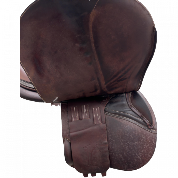 17.5" Voltaire Saddle