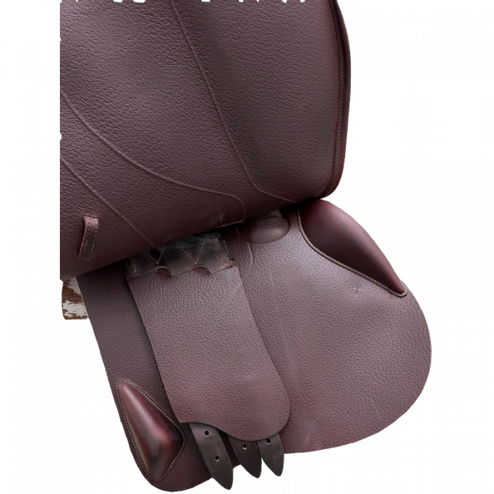 17" Devoucoux BIARRITZ S Saddle