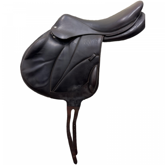 18.5" Voltaire Saddle
