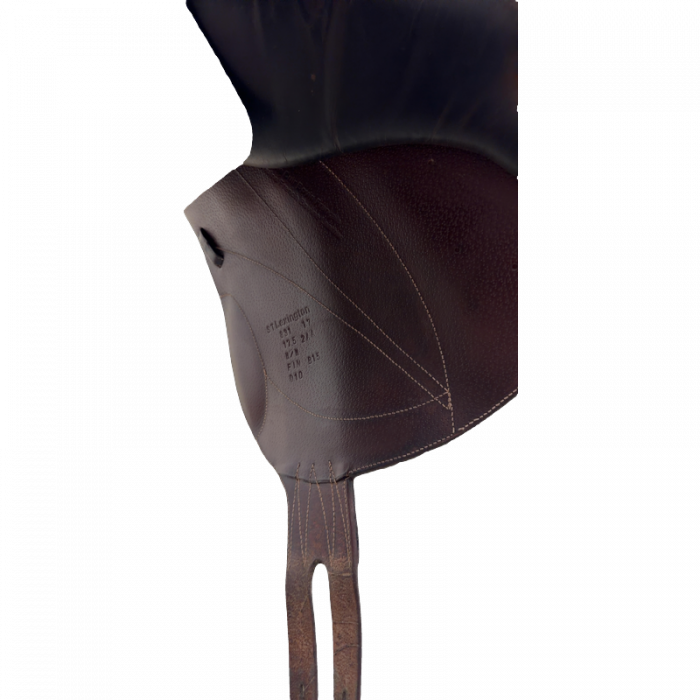 17.5" Voltaire Saddle
