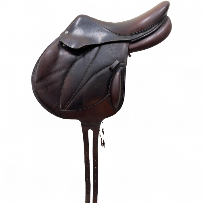 16" Voltaire Saddle